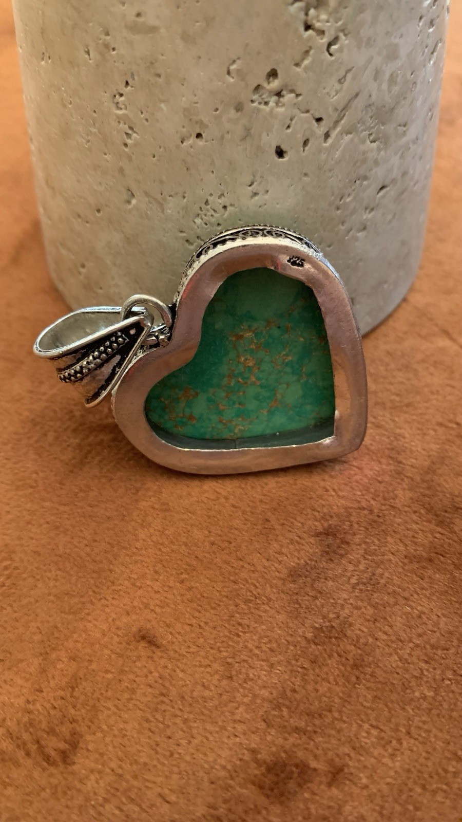 Green Turquoise Detailed Heart Pendant Gold Copper Vein Accent Excellent