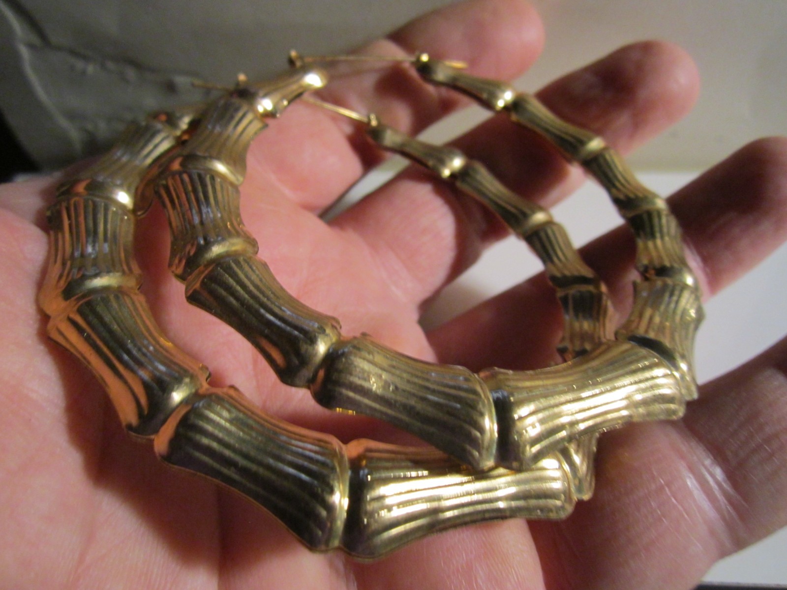 VINTAGE LARGE BAMBOO STYLE HOOP EARRINGS 3″ IN DIAMETER – BBA-12