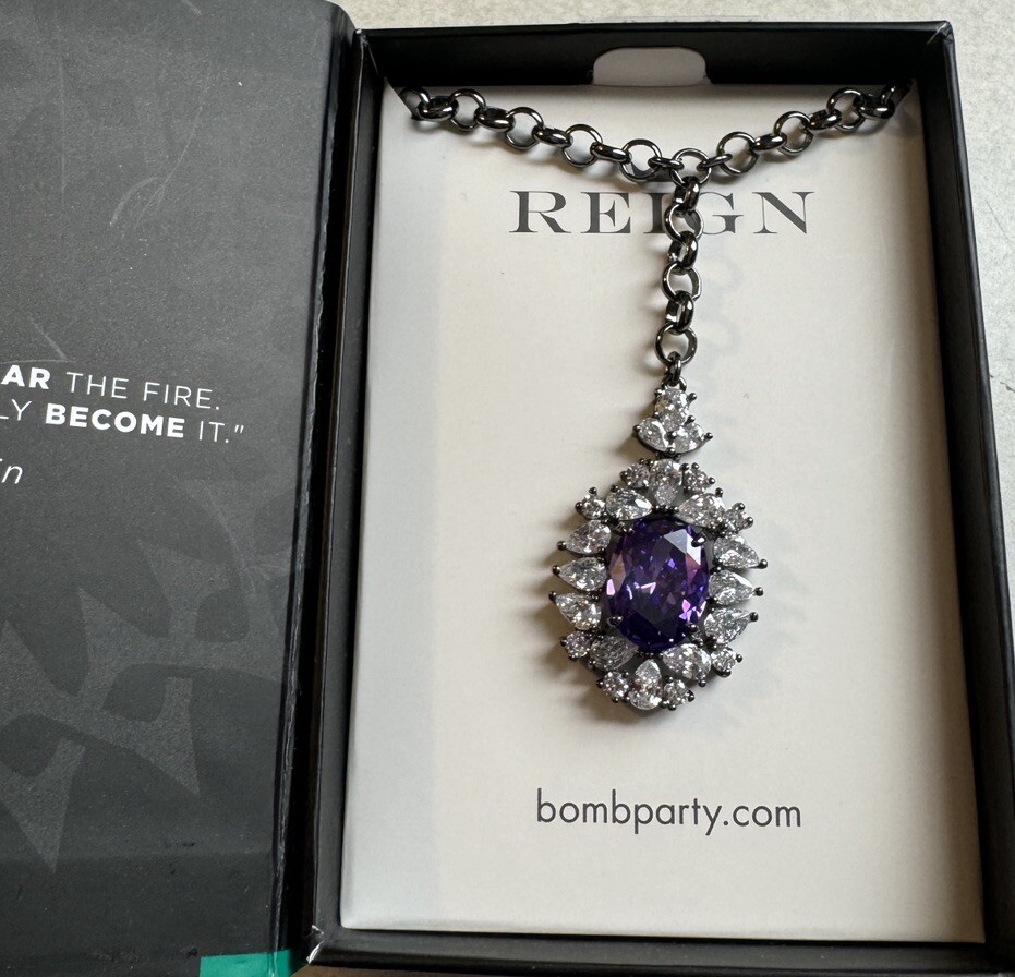 Bomb Party 2024 Reign The Villain Collection “Captivated Reign” RBP 7654