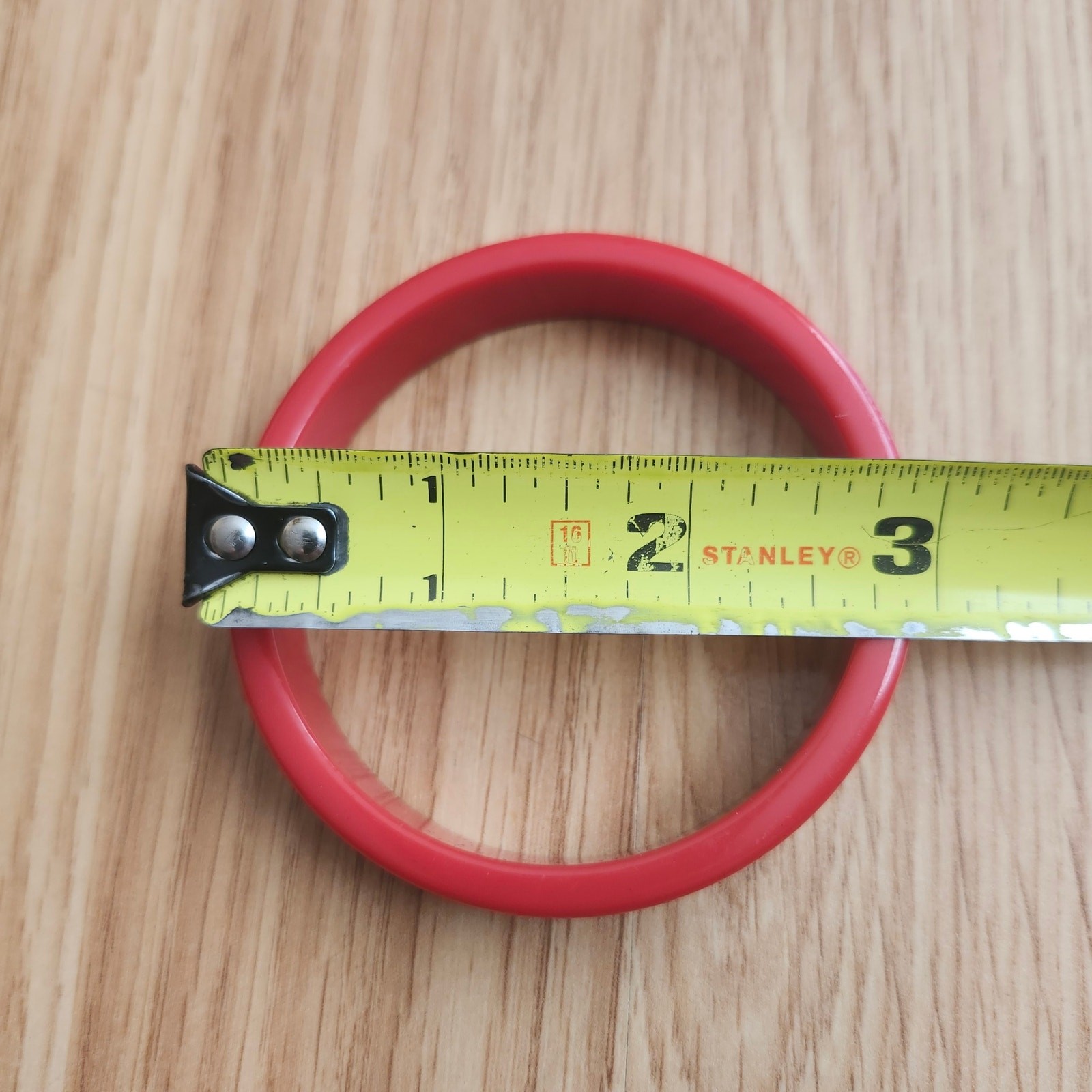 Chunky Red Plastic Bangle Bracelet 0.5″ Wide 6.6mm Thick Glossy Statement Stack