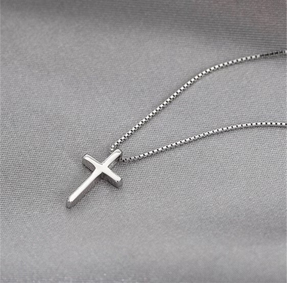 FREE SHIPPING OVER 10$ Cross Pendant Necklace Sterling Silver Plated