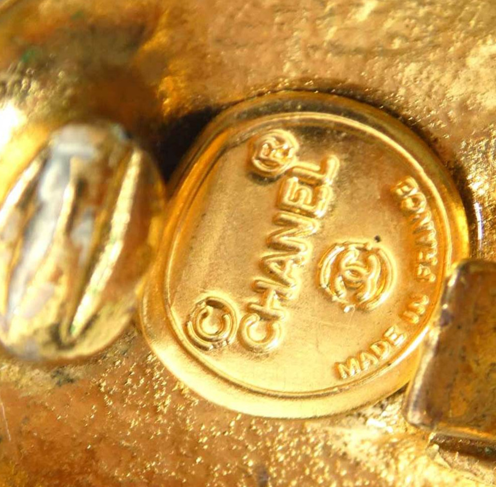 CHANEL Earrings Alphabet Logo Gold Tone Metal Clip-on Stamped Authentic