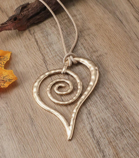 Long Gold Heart Big Pendant Abstract Necklace Women’s New 38″
