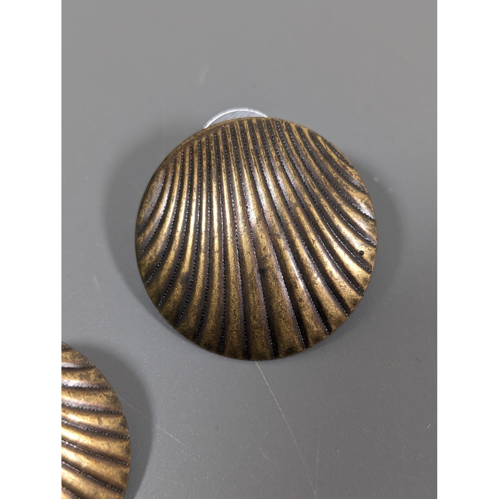 Bronze Tone Scallop Shell Earrings Ribbed Sunburst Art Deco Style Pierced