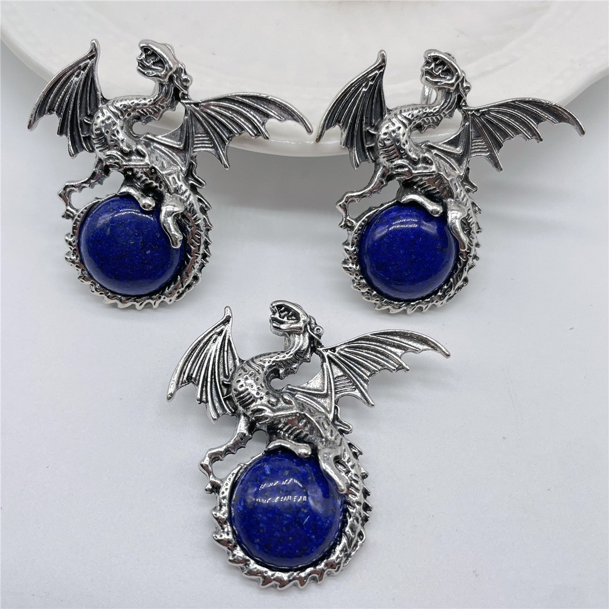 10pcs Mixed Natural Stone Flying Dragon Pendants Healing DIY Jewelry Making