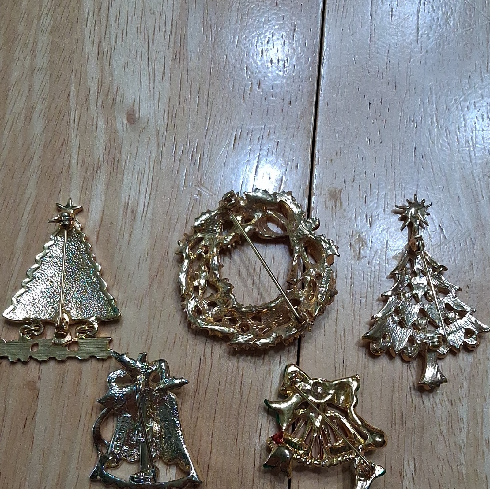 Lot of 5 Christmas Enamel Rhinestone Dangling Brooch Pins Tree Wreath Bells