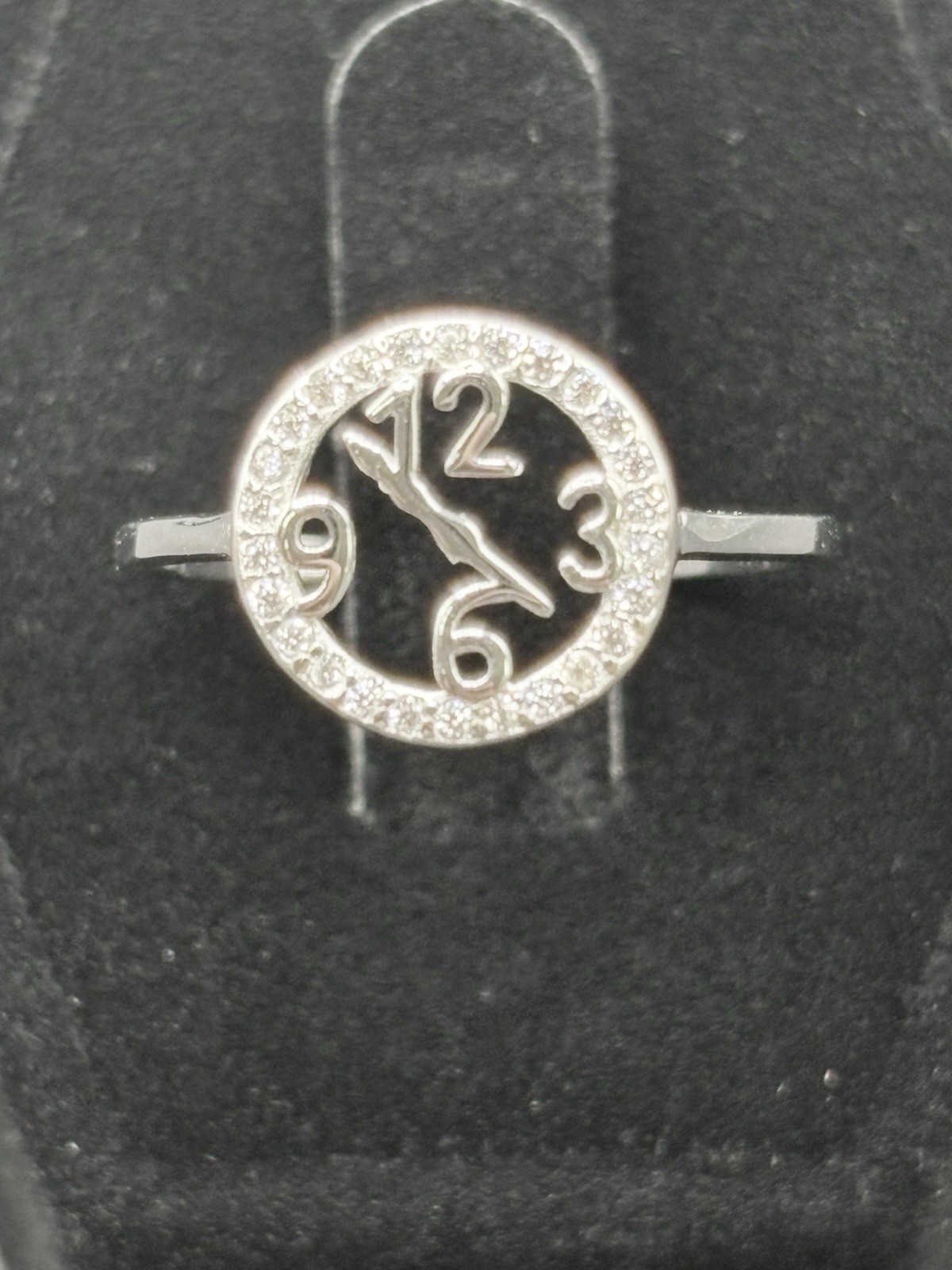 New Condition Cubic Zirconia Clock Face Ring 925 Size 7 F16