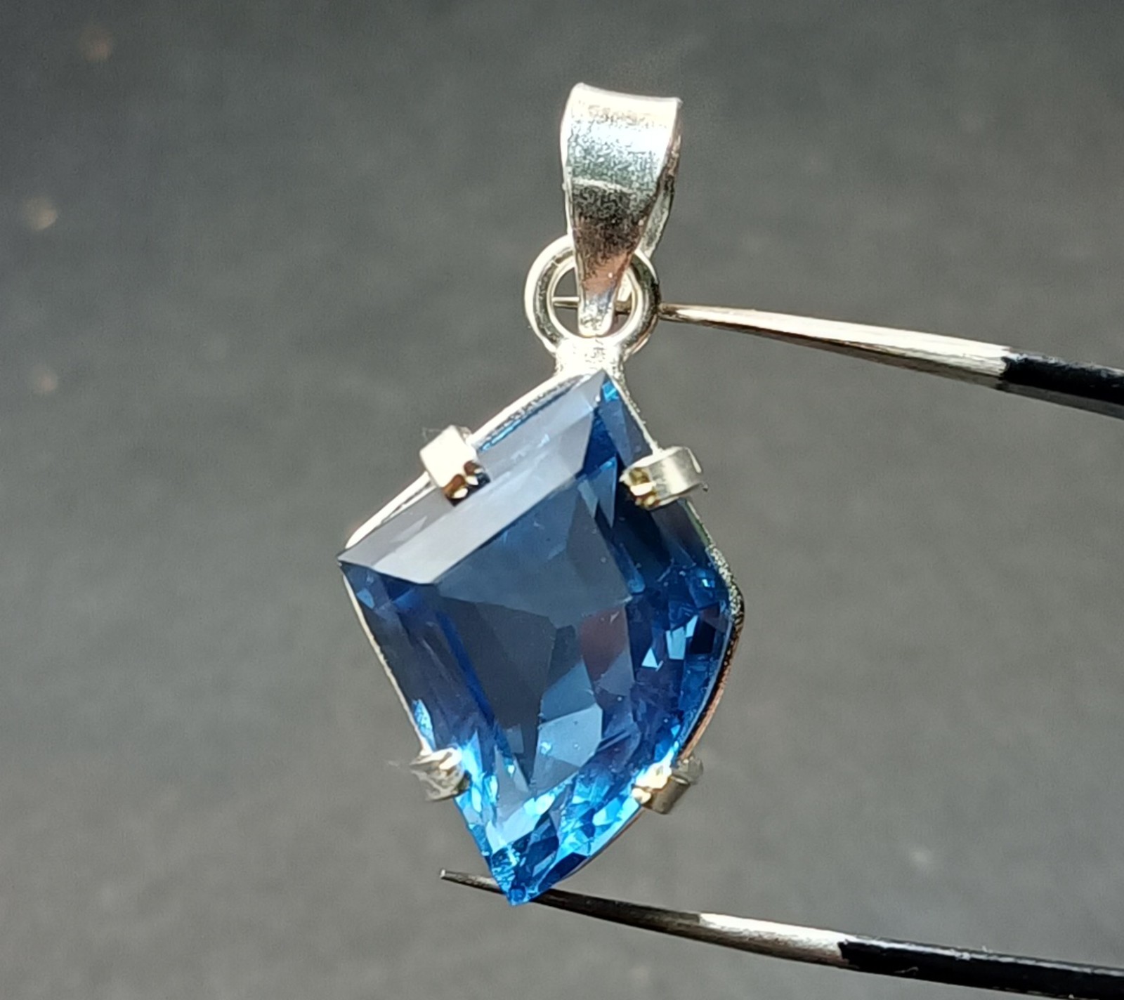 Natural Certified 31.60 ct Santa Maria Blue Aquamarine Pendant -925 Solid Silver