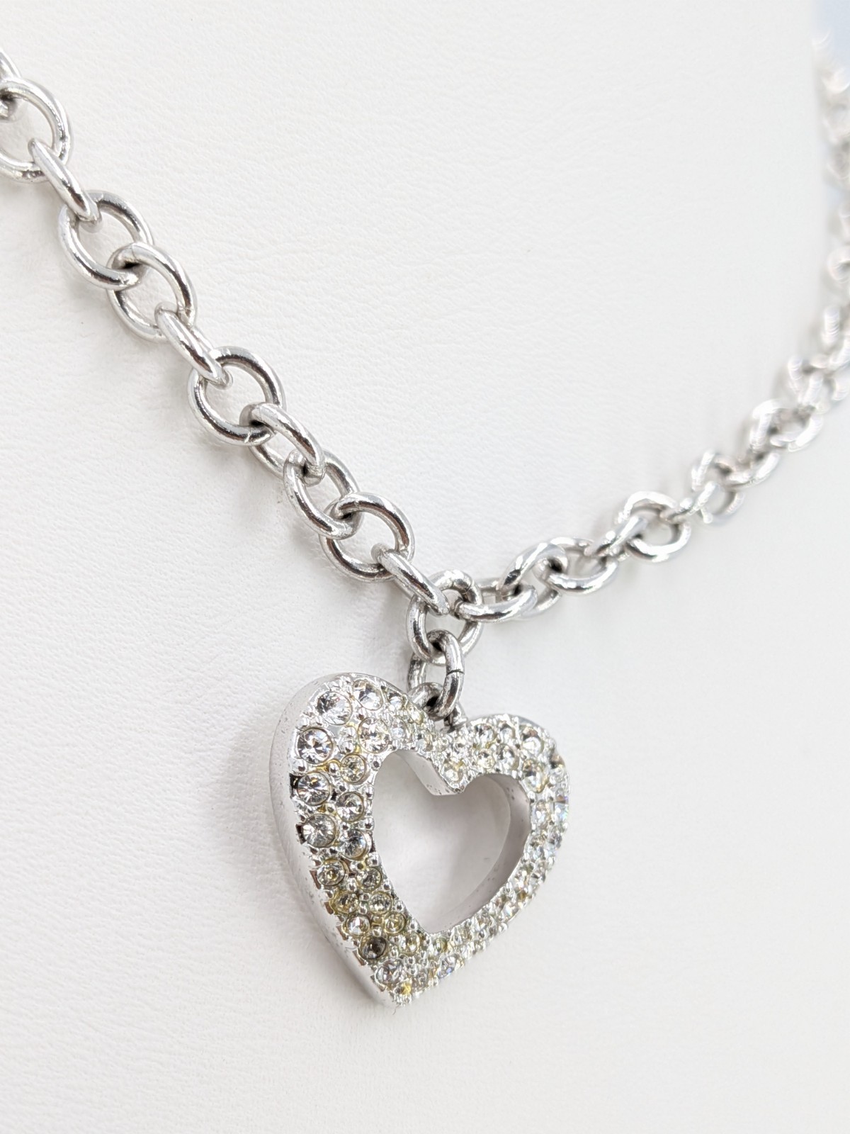 Swarovski Necklace Heart Pendant Clear Crystal Silver Tone Swan Charm 17-19 in
