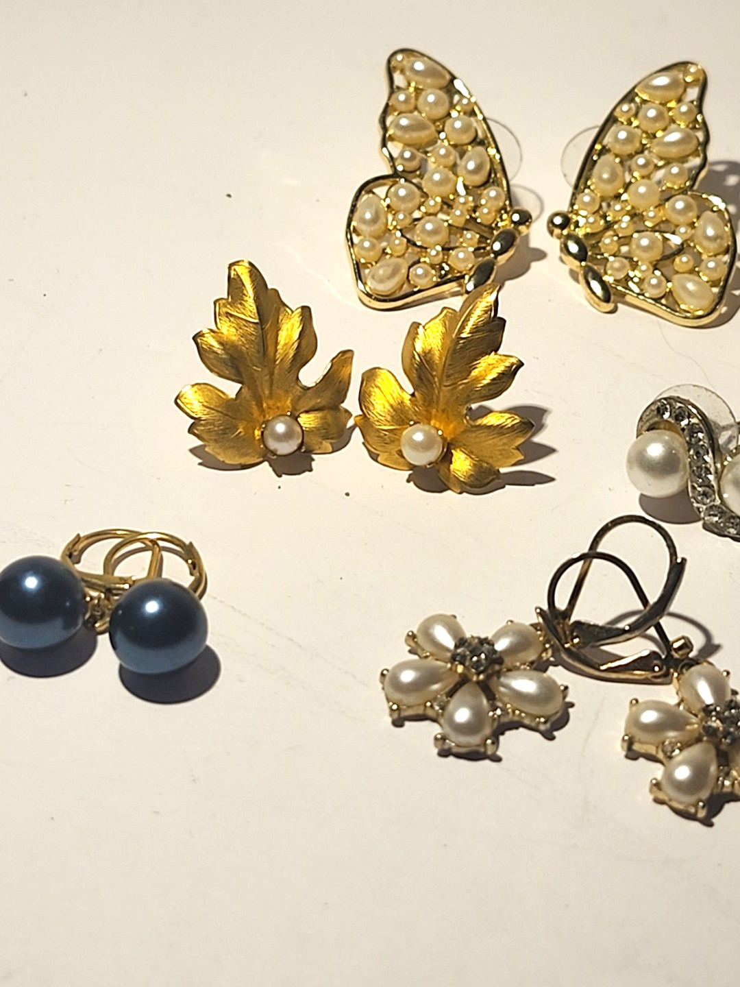 Pearl Earrings Butterly Post Classic Lot of 8 Pair Costume Jewelry