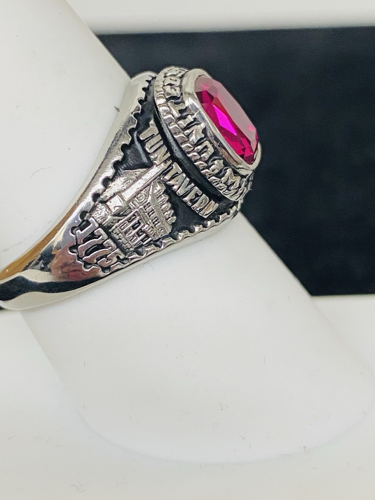 Jostens U.S. Marine Corps Lustrium & Synthetic Ruby Ring Size 8.5 6.2g