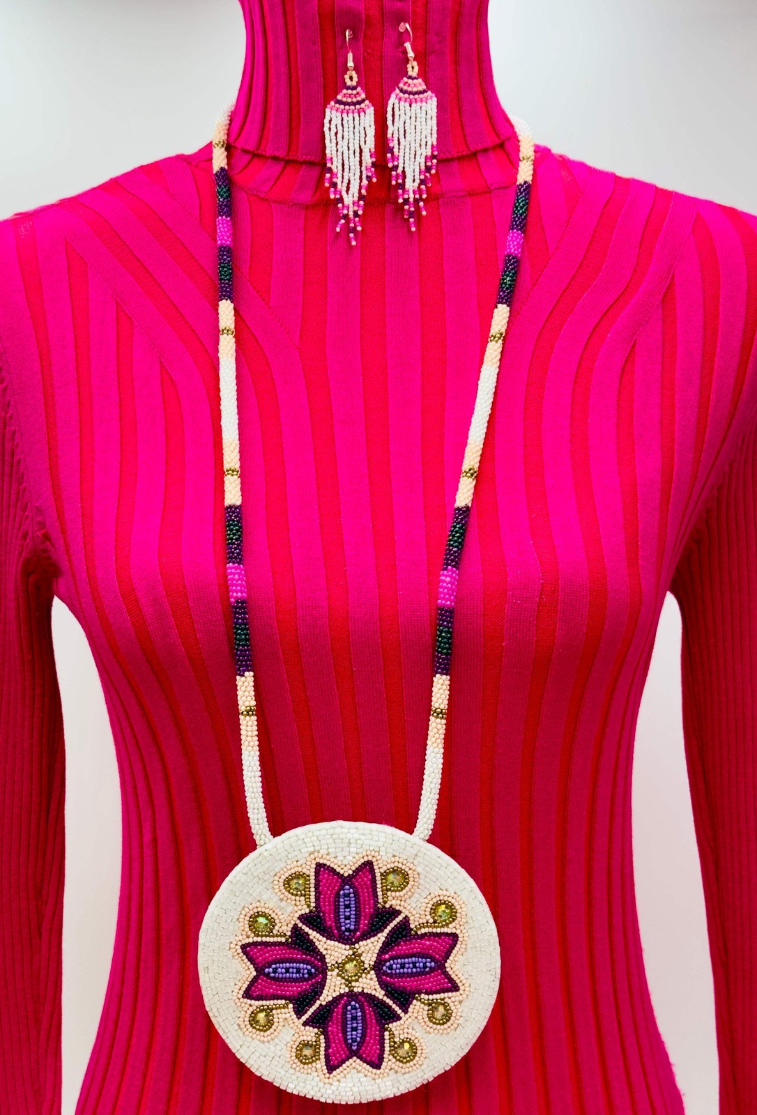 Pink Purple Floral Beaded Pendant Necklace & Earrings Set
