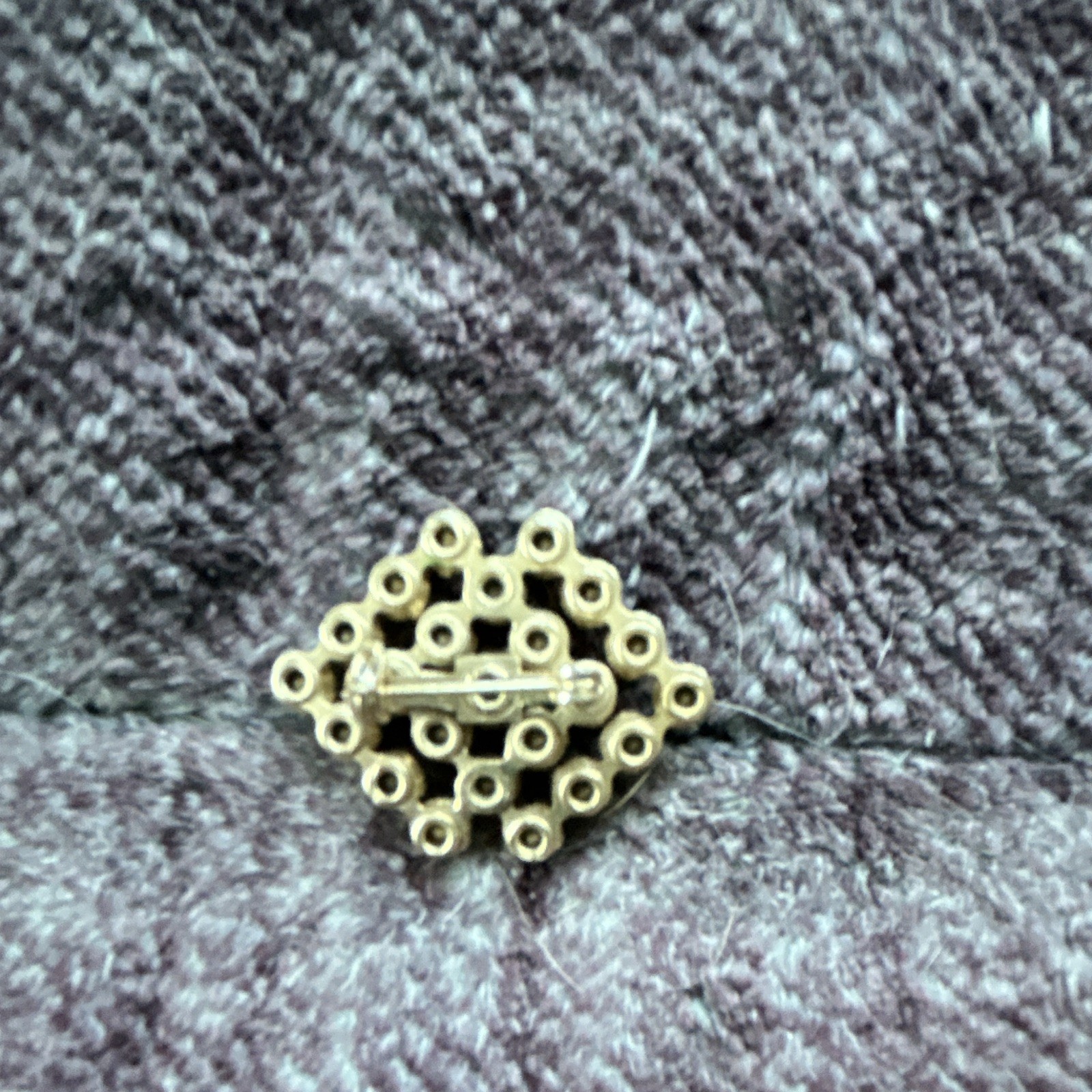 Gold Tone Yellow Round Crystal Cluster Pin Brooch, Round Shape