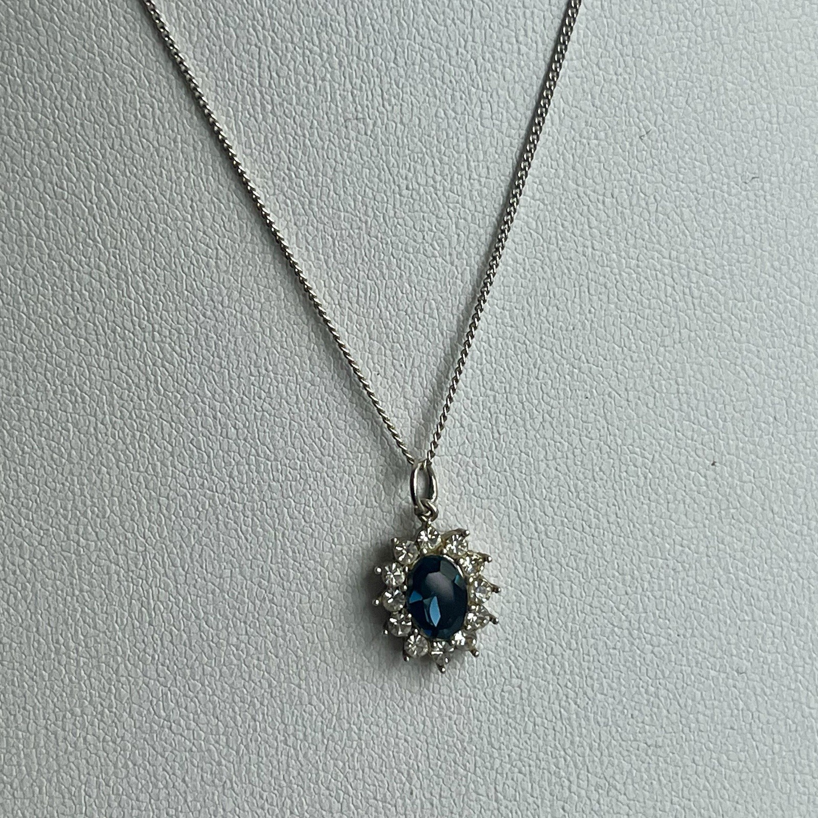 Sterling Silver Cluster Pendant Necklace 16 Inch Curb Link Chain 925
