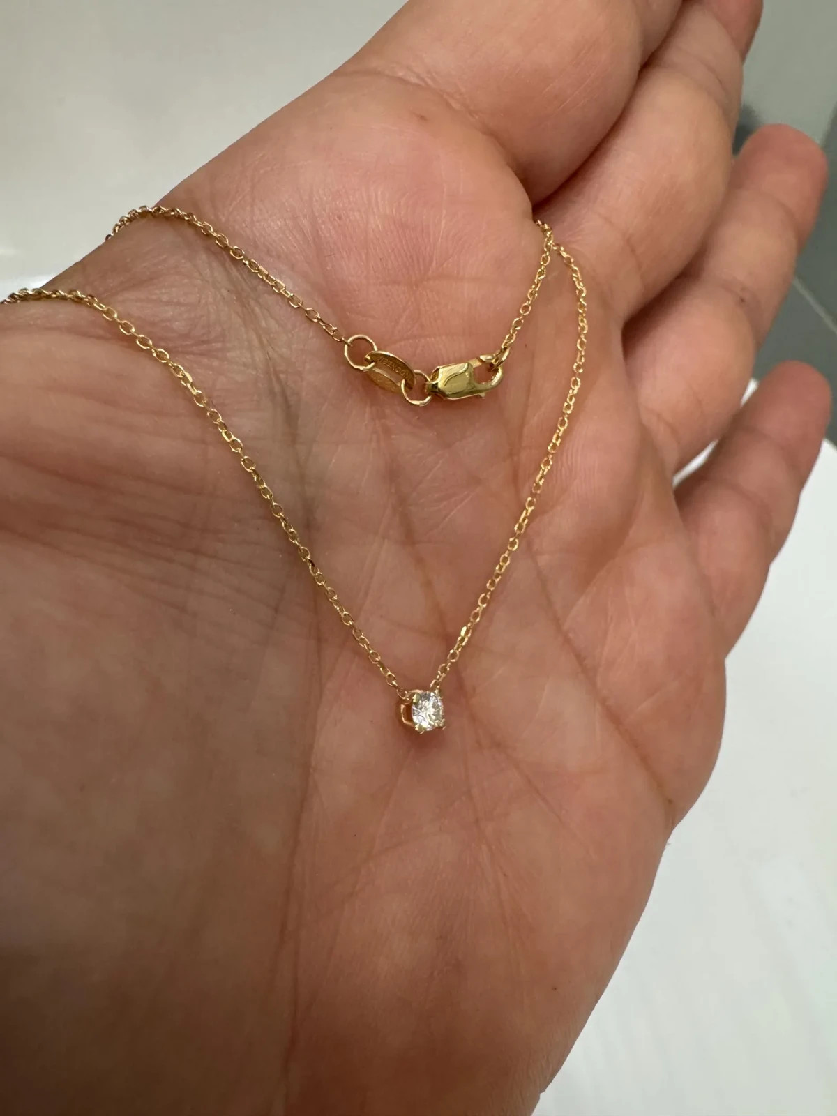 Lab Grown 1.00 Ct Round EF VS Diamond Solitaire Necklace in 14K Yellow Gold