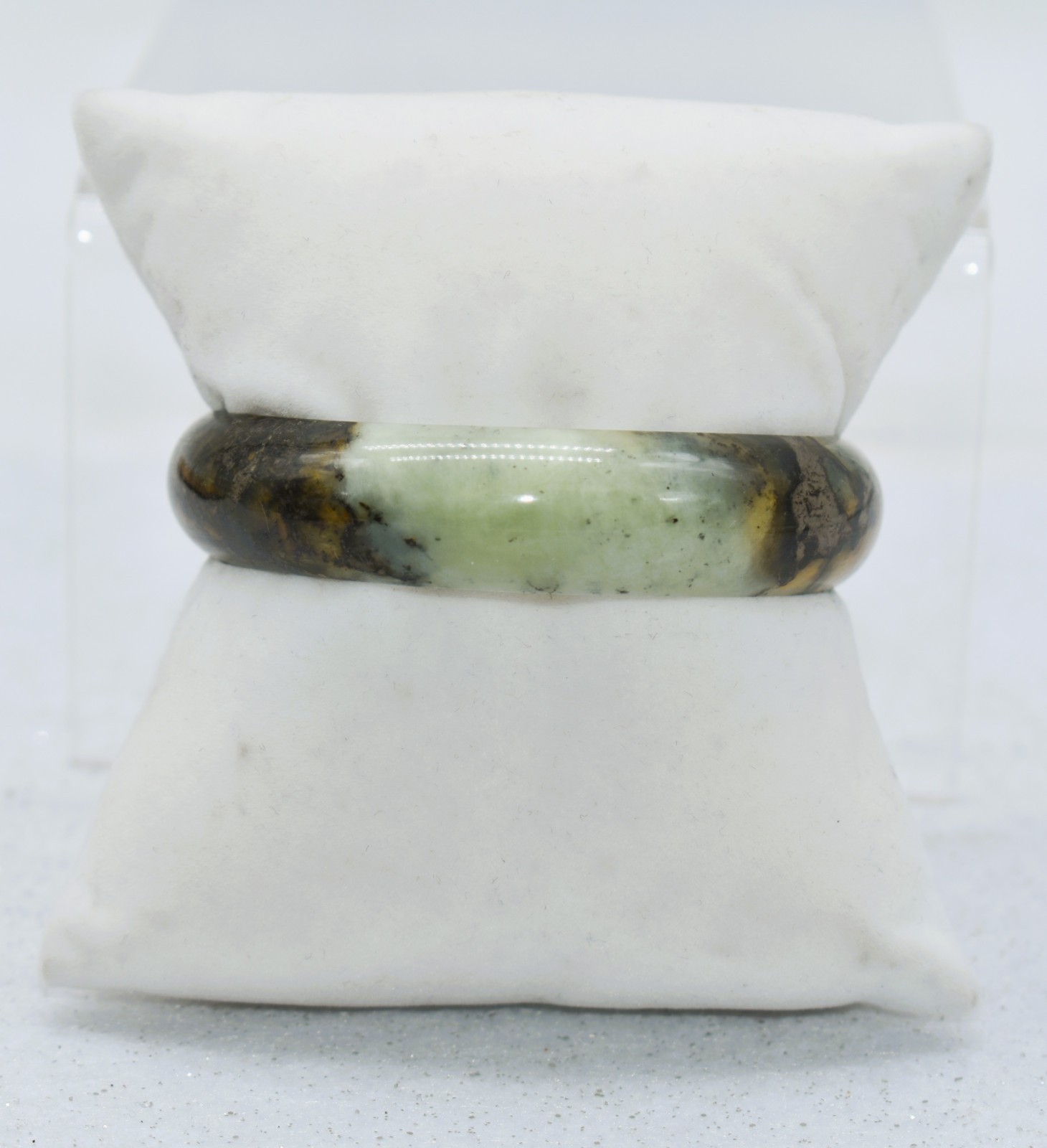 Green Jadeite 15 mm Solid Bangle Bracelet 7 inch