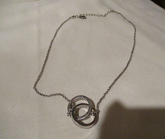 ALDO Silvertone 16″ w/2.5″ Extender Chain Double Rings-1 Plain 1 w/Rhinestones