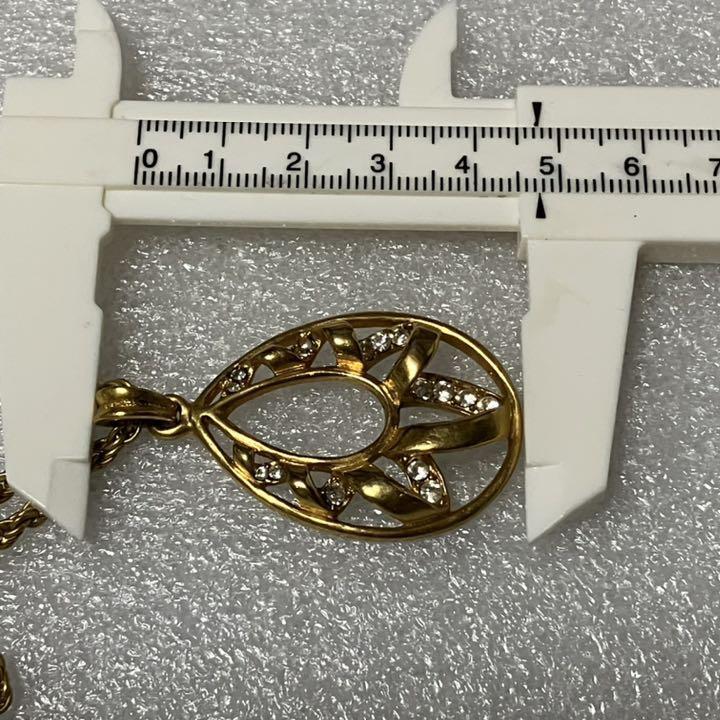 Good quality ◎ Valentino necklace and 3 other pieces set, bulk sale