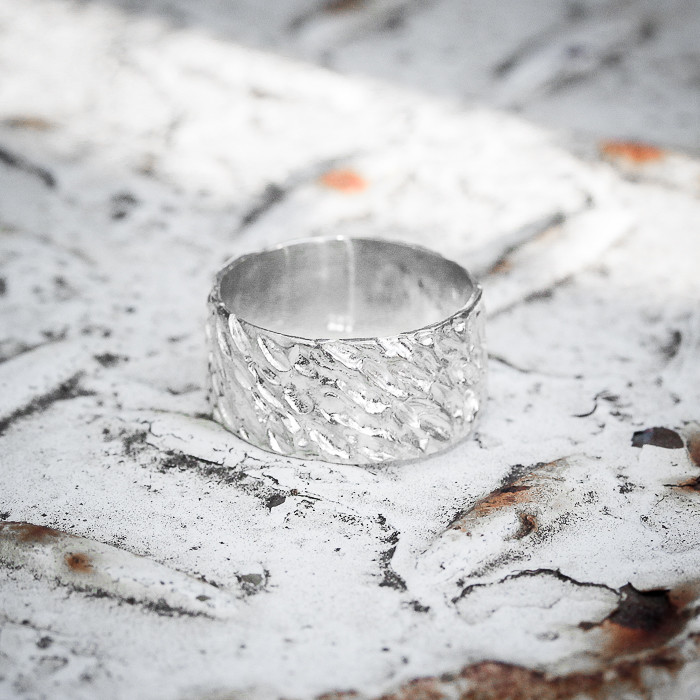Not Enhanced 925 Sterling silver 925 Ring plating white and black From Thai