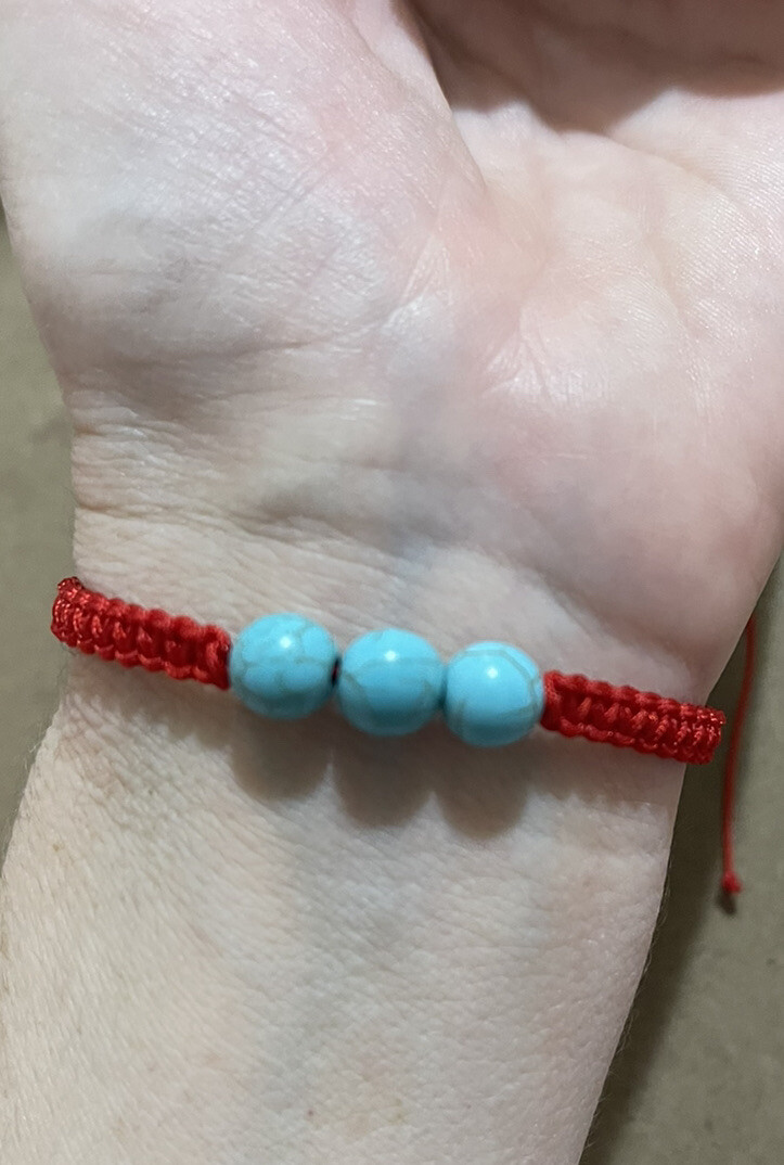 Pulsera Roja de proteccion con piedra Turquesa para maxima SUERTE general