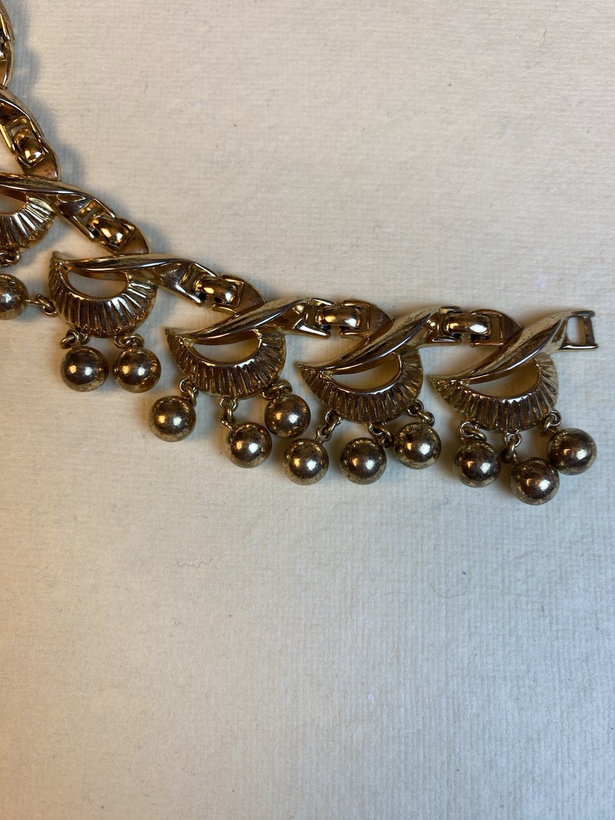 Vintage Alfred Philippe Crown Trifari Gold Tone Fringe Dangle Bracelet