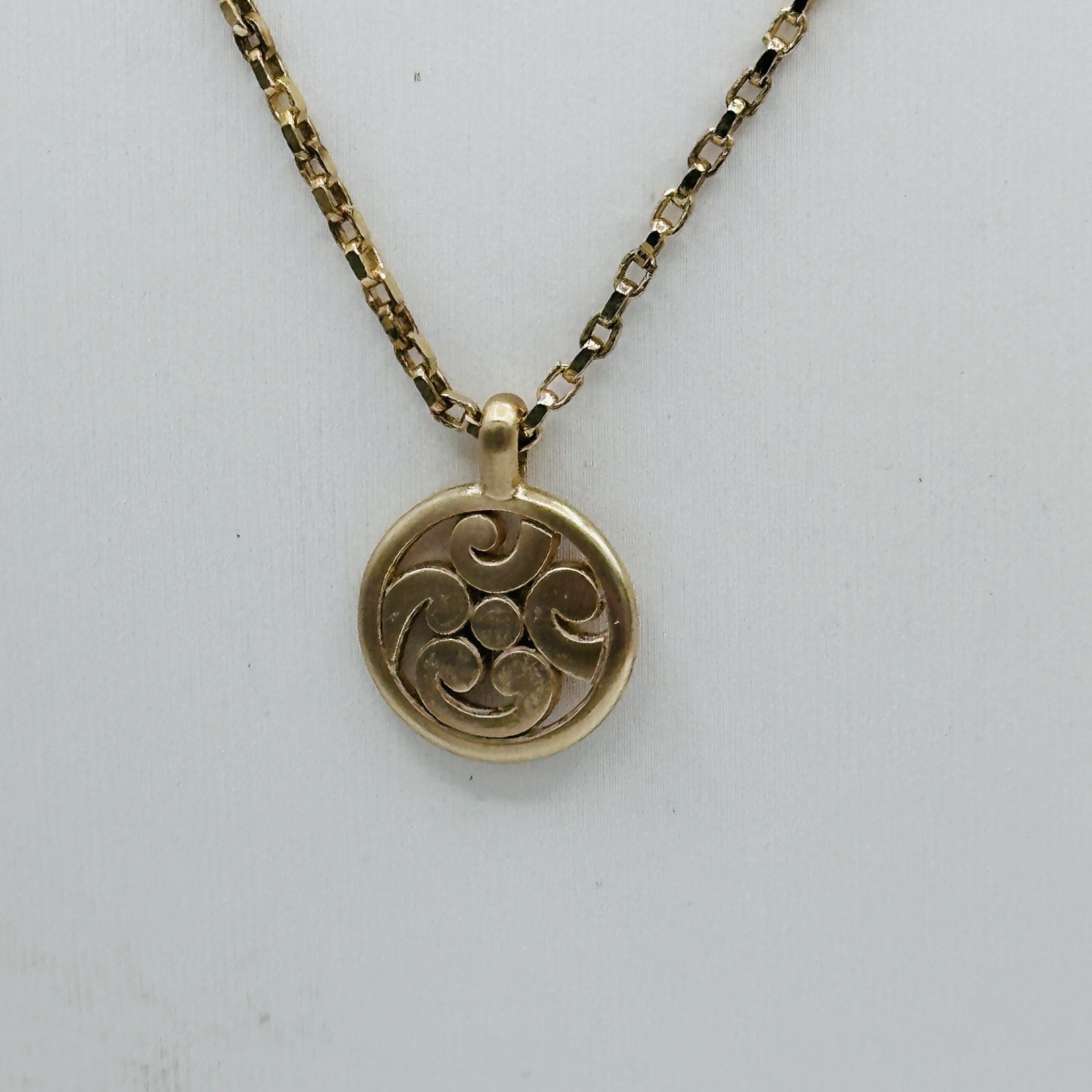 Brighton Contempo Medallion Petite Necklace Gold Tone Scroll Pendant 16-20”