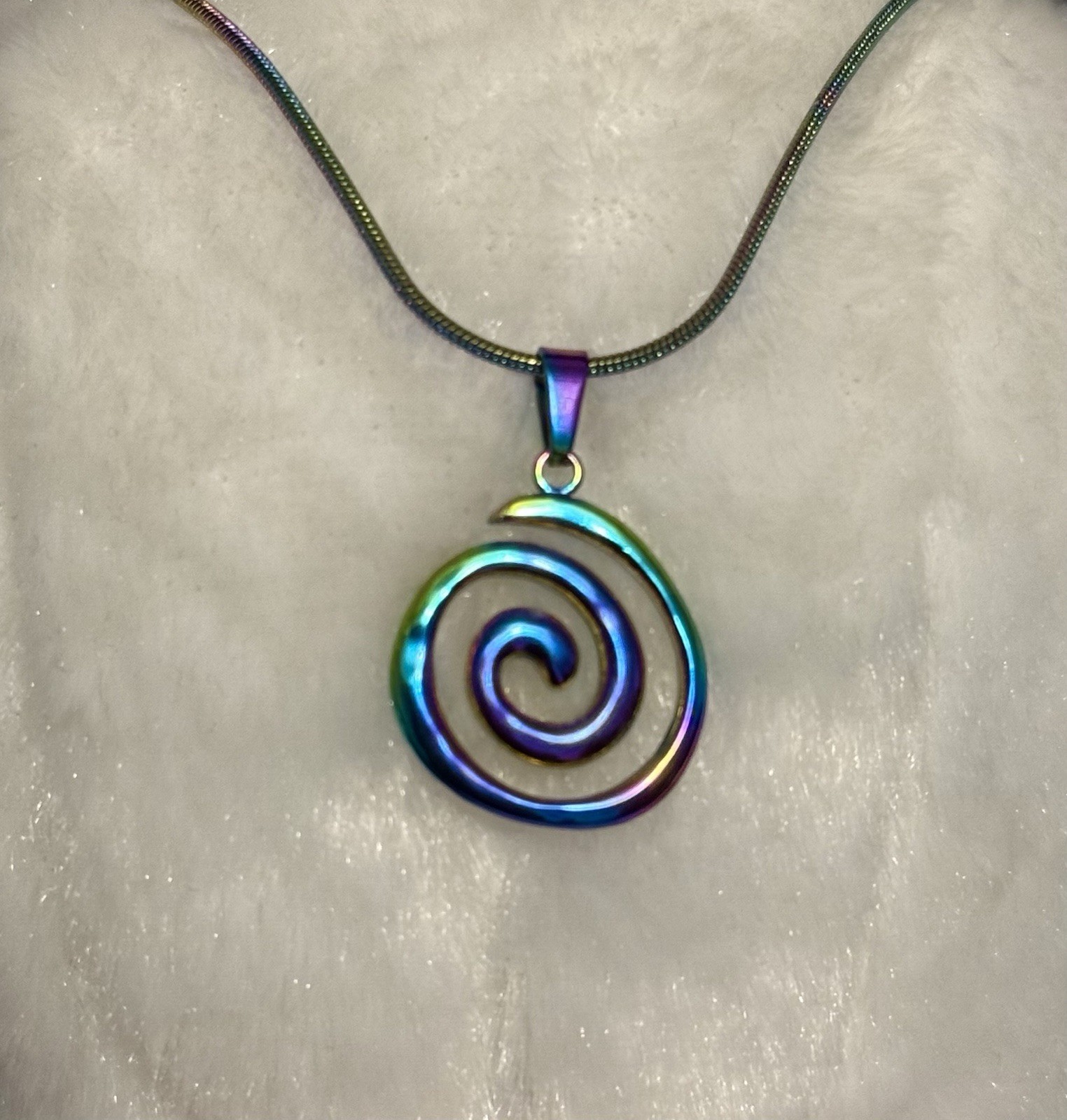 Spiral Swirl Pendant Necklace Chain Rainbow Color Unisex Women Men Brand New