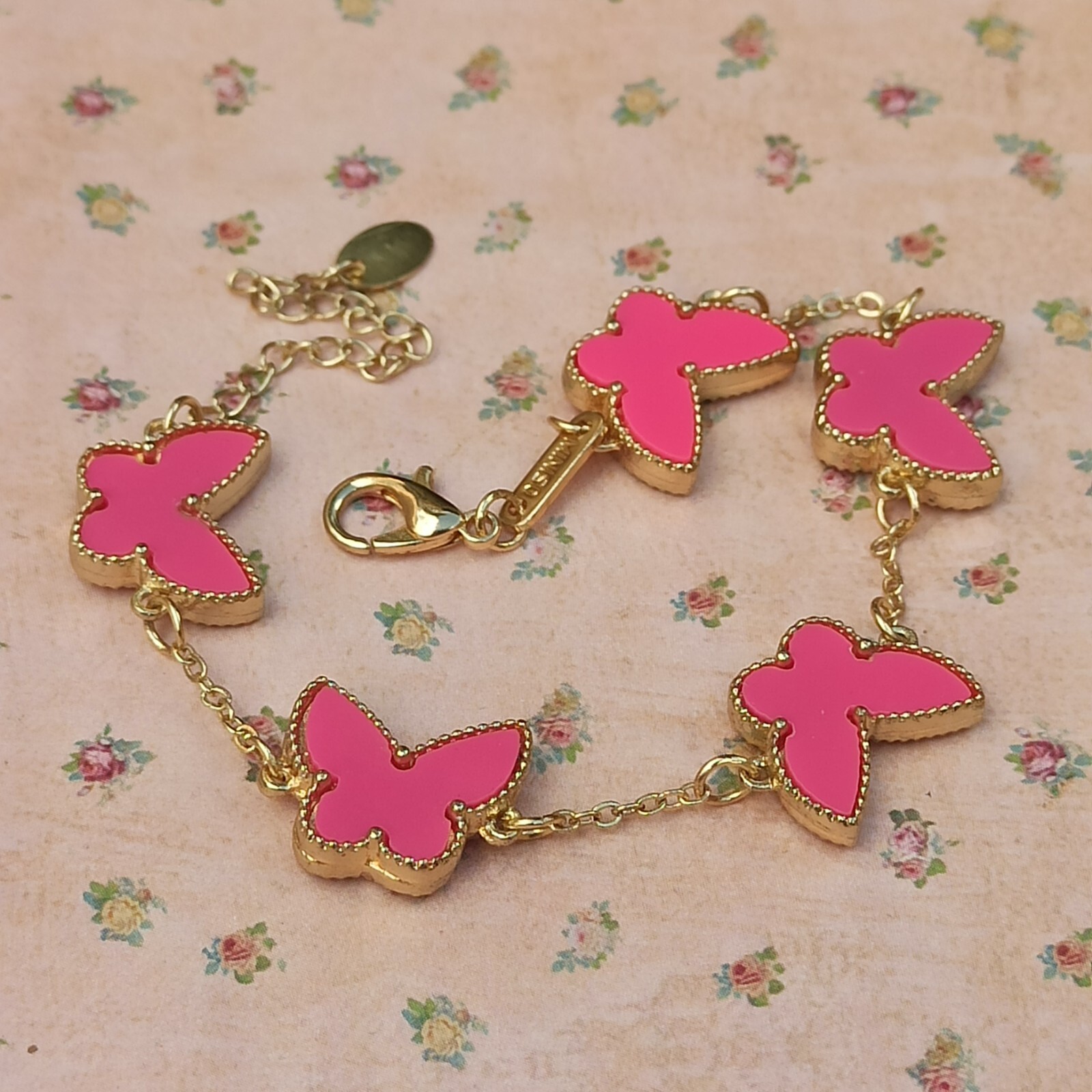 Pink Butterfly Bracelet Signed MINISO Gold Tone Station Girl Teen Gift Modernist
