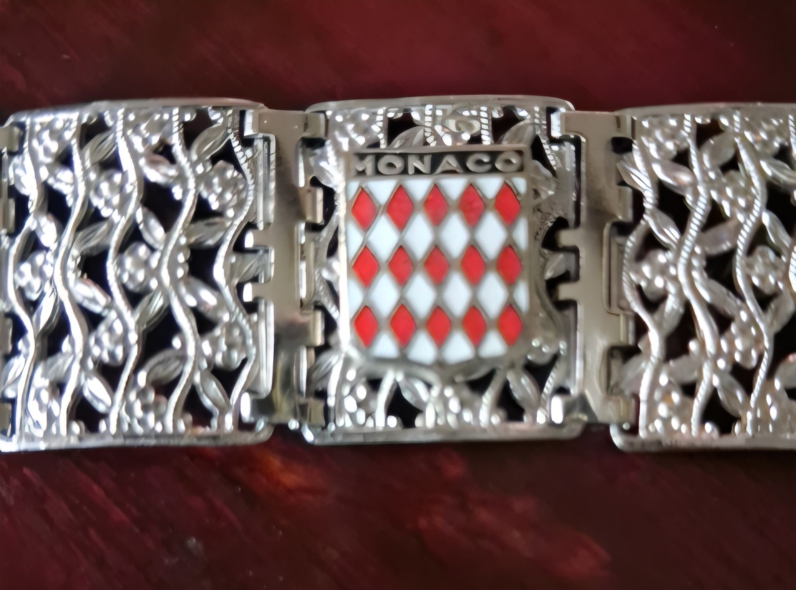 Vintage France Themed Silver Tone Filigree Design Souvenir Bracelet