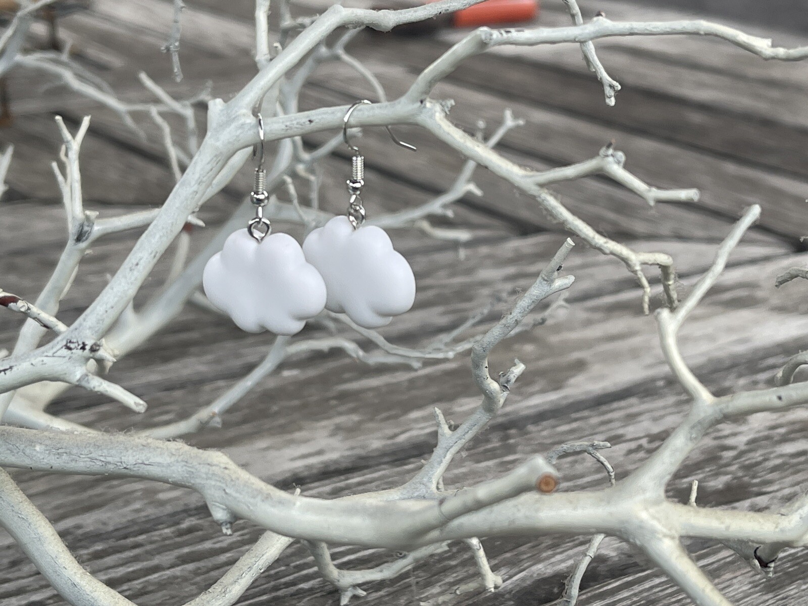 Adorable Cloud Earrings, Fun Fashion White Cloud Earrings, Cheerful And Cute…