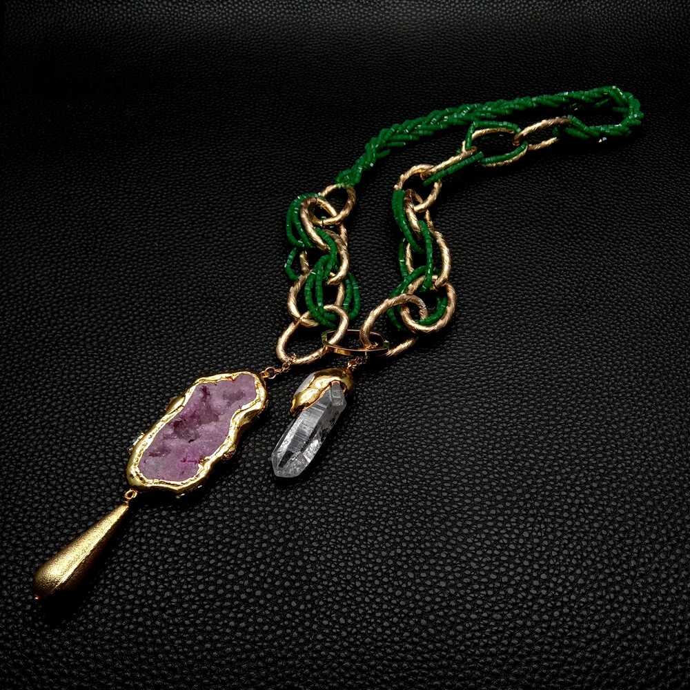 Green Crystal Necklace Fuchsia Agate Slice White Quartz Biwa Pearl Point Pendant
