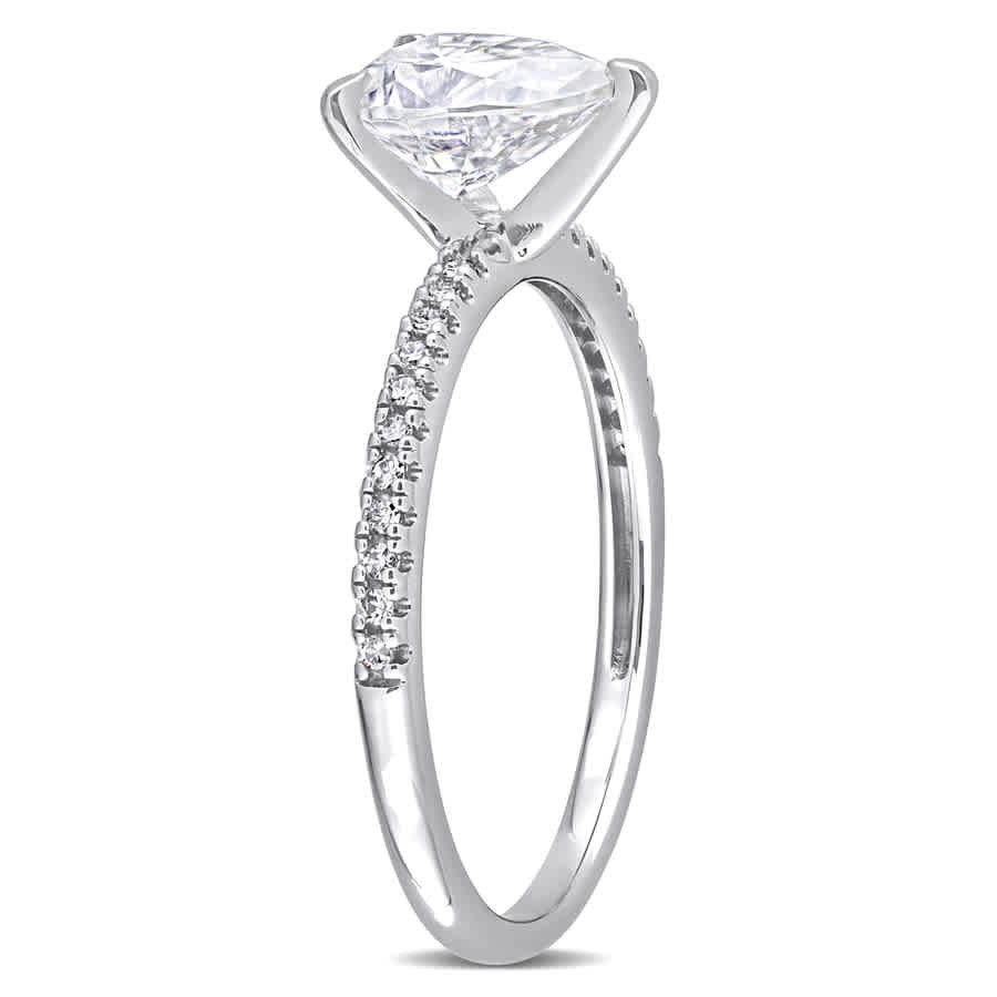 AMOUR 1 1/4 CT DEW Pear Shape Created Moissanite and 1/10 CT TW Diamond