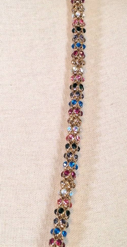 NWOT BETSEY JOHNSON Signed Funfetti Mesh Rainbow Crystals GoldTone Rope Necklace