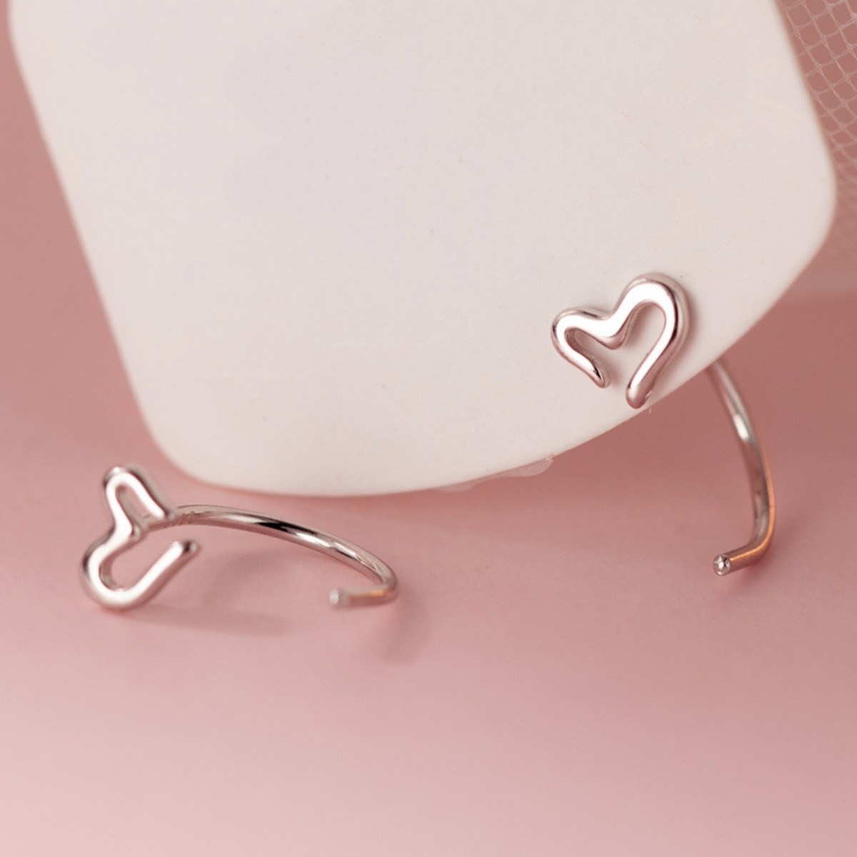 Women’s Silver Tone Heart Deco C-Shaped Minimalist Dainty Small Hoop Earrings