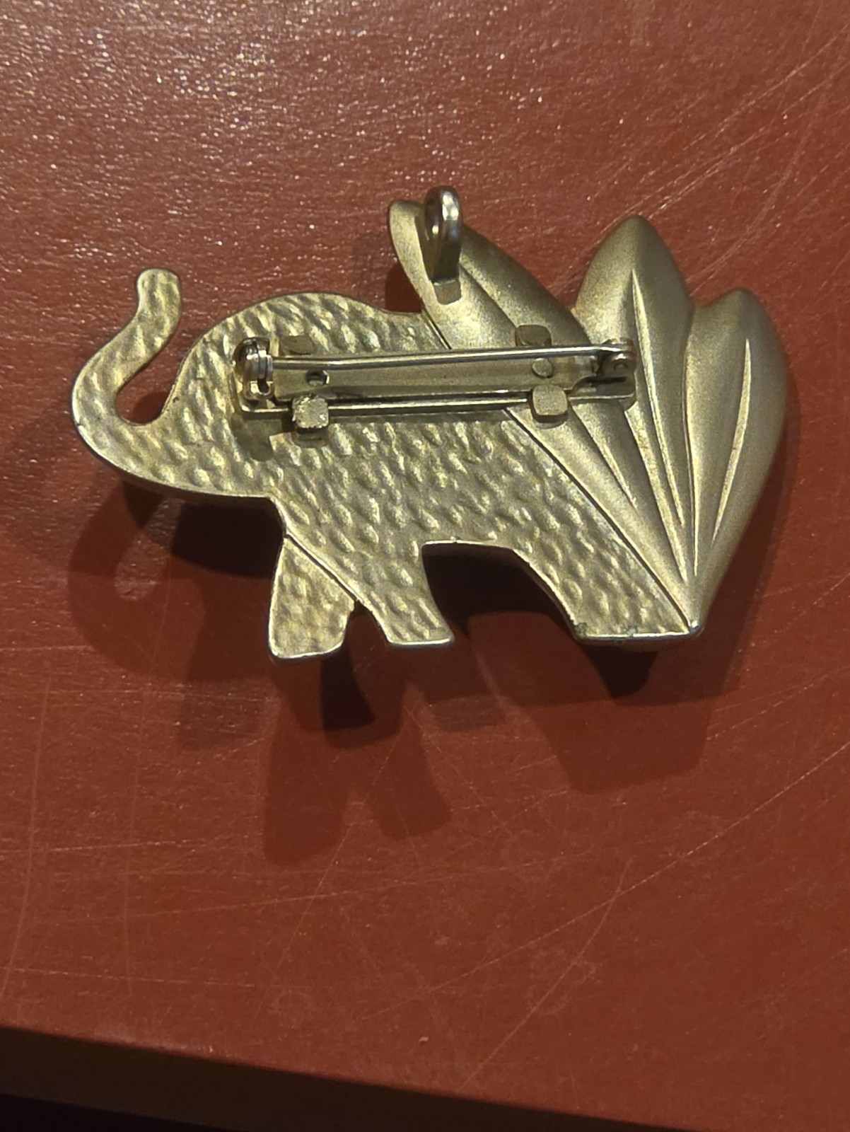 Broche / Pendentif KENZO – ELEPHANT – JUNGLE Pendant / Brooch – Collector