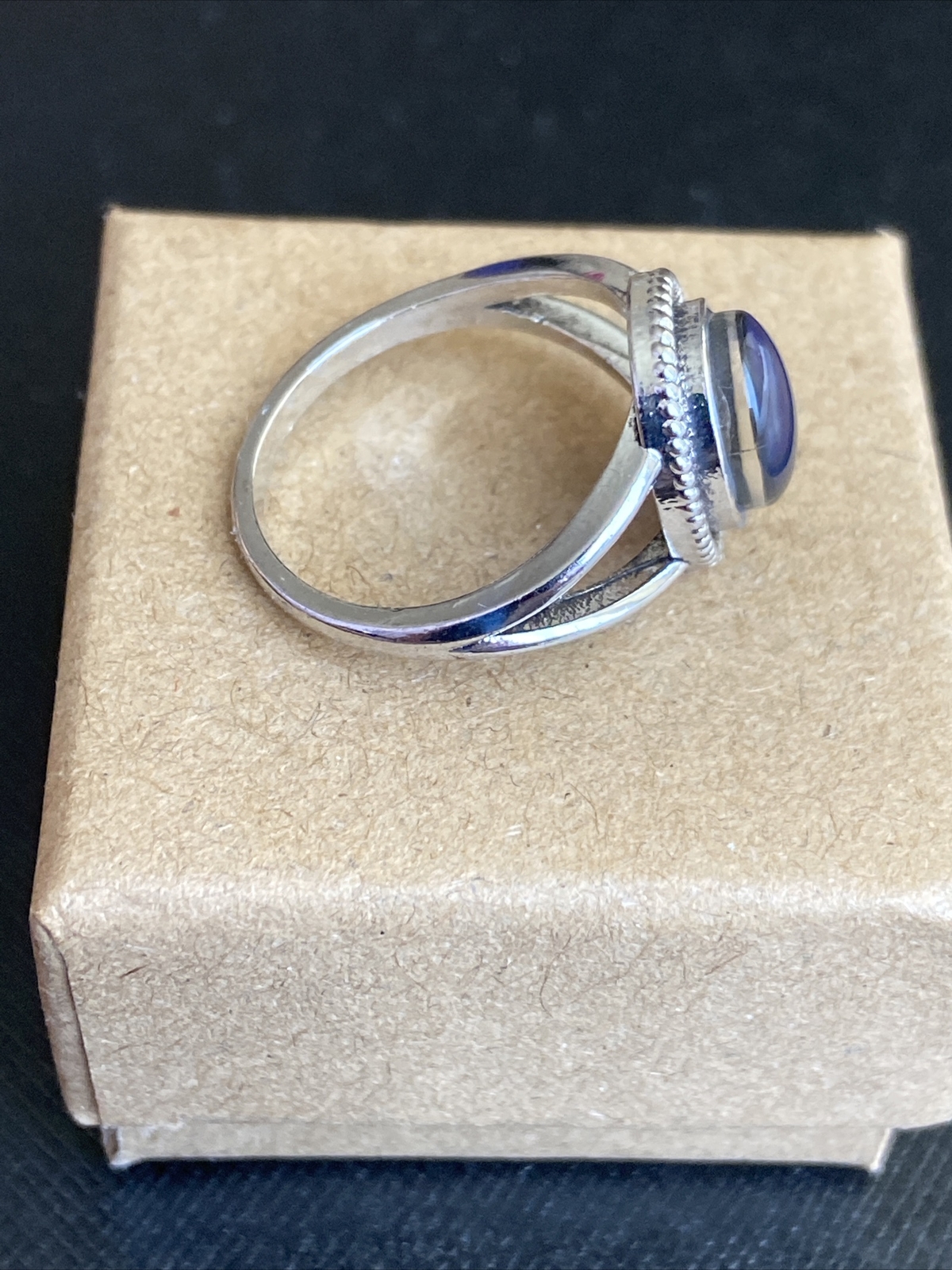 Vintage Style Oval Design Size 6.5 Zinc Alloy Mood Ring +Gift Box + Color Chart