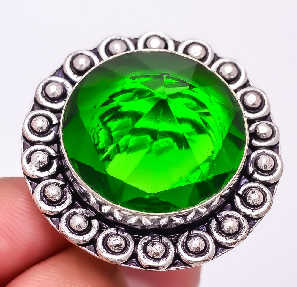 Tsavorite Quartz Gemstone 925 Silver Plated Jewelry Ring s.7 S1948