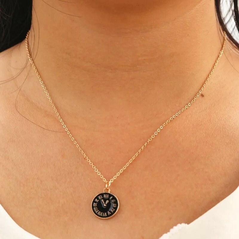 European Cothic Punk Vintage Clavicle Black Clock Tiny Time Steampunk Pendant