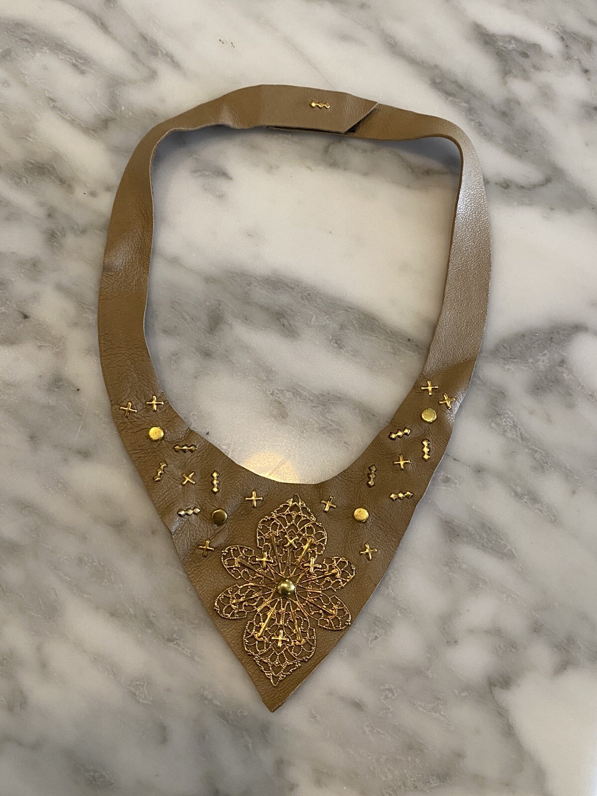 Beige Leather Necklace Gold Metal décor Magnetic Cloture Hand Made 1 Of A Kind