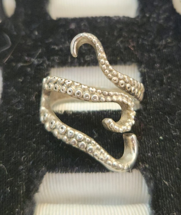 Fashion Ring Perfect for ANY Occasion