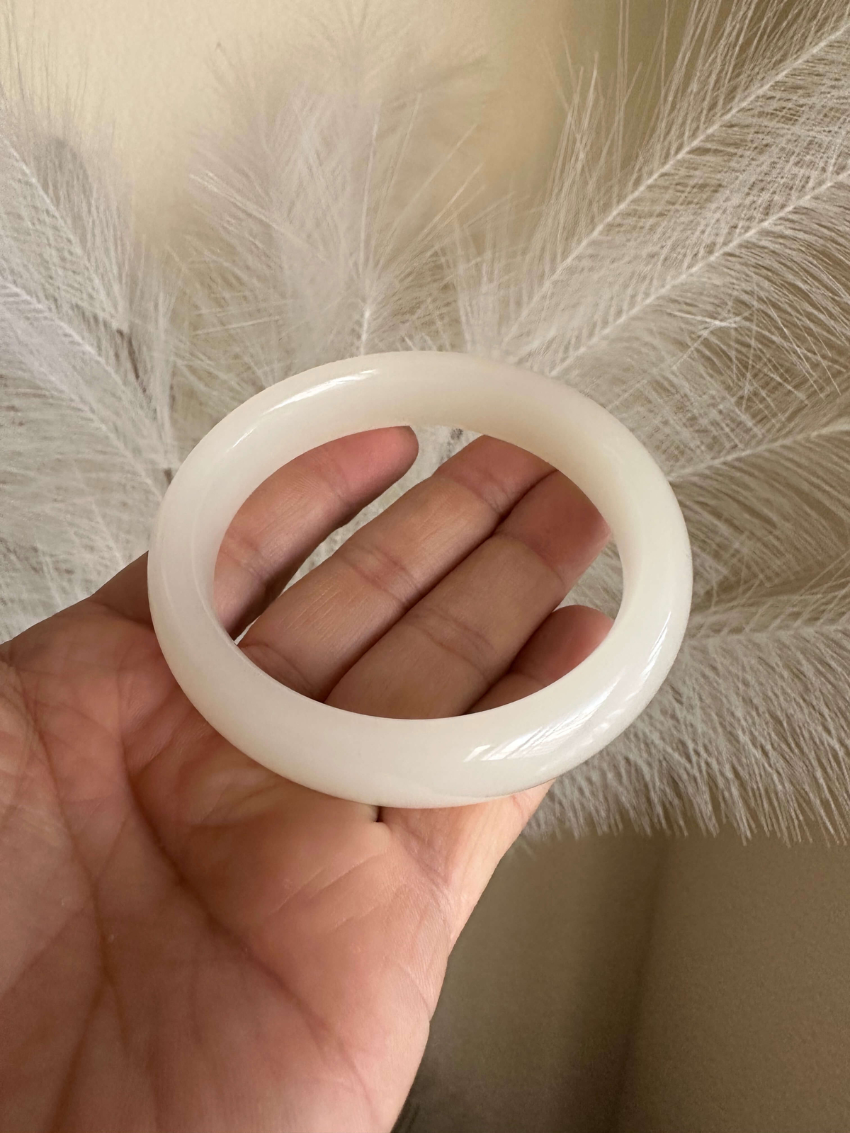 Gorgeous White Jade Bracelet Bangle Taiwan Grade A Wealth Good Fortune Joy Happy