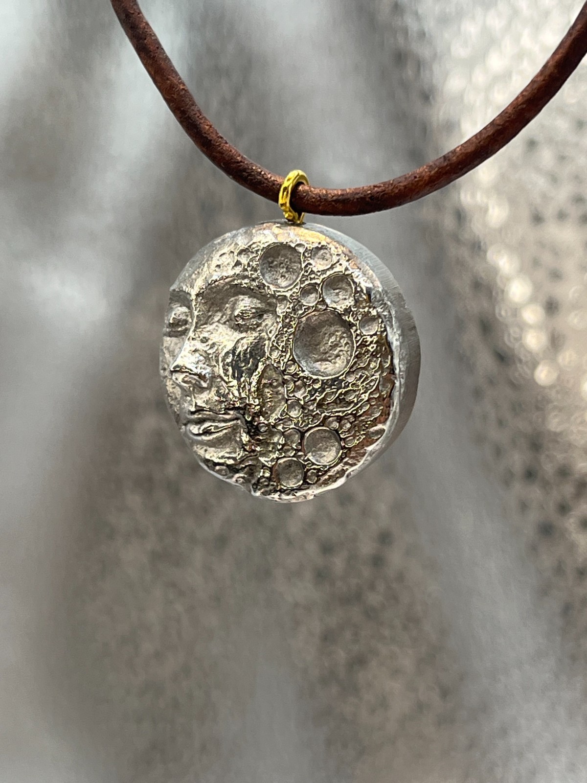 Metal Casted Moon Face Necklace Design