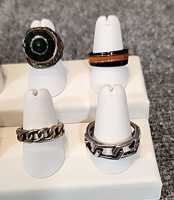 Jewelry 11 Rings Gothic Collection Skull 2 Rings w/Chain See Description #203