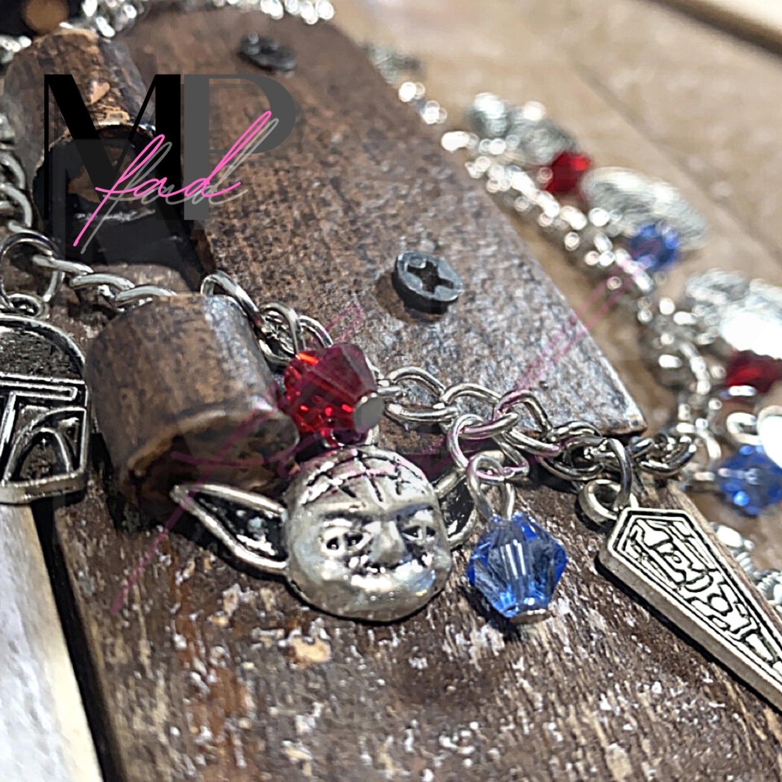 Star Wars Bracelets Charms Toggle Clasp Closure Fashion Vintage Jewelry GIFT BOX