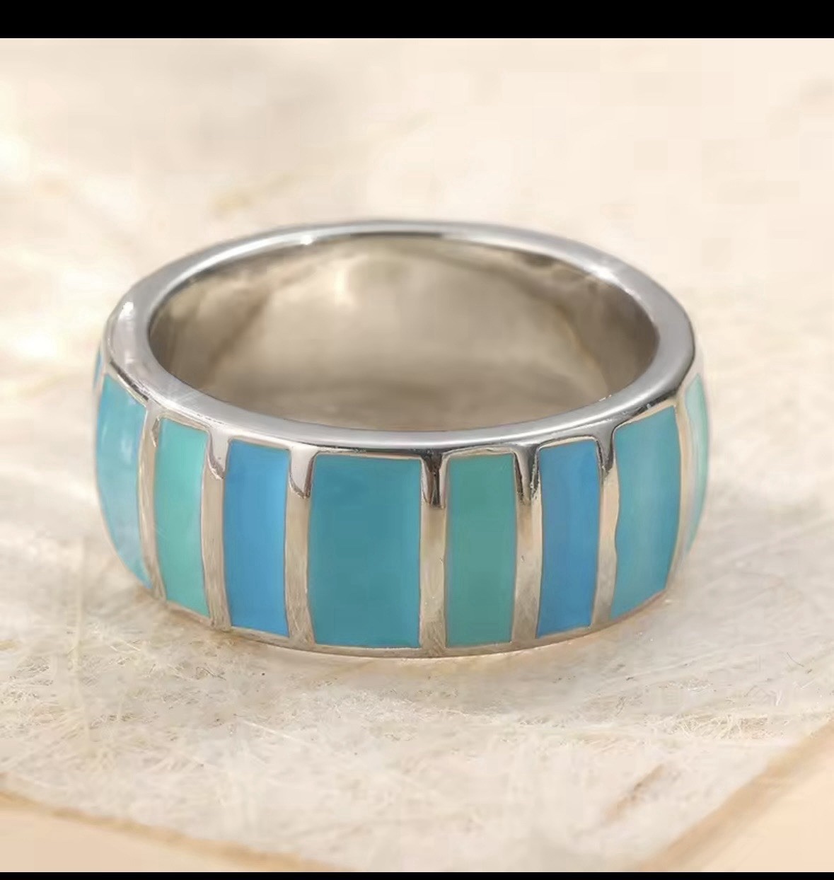 Vintage Silver Toned Metal Hand Carving Enamel Women’s Ring