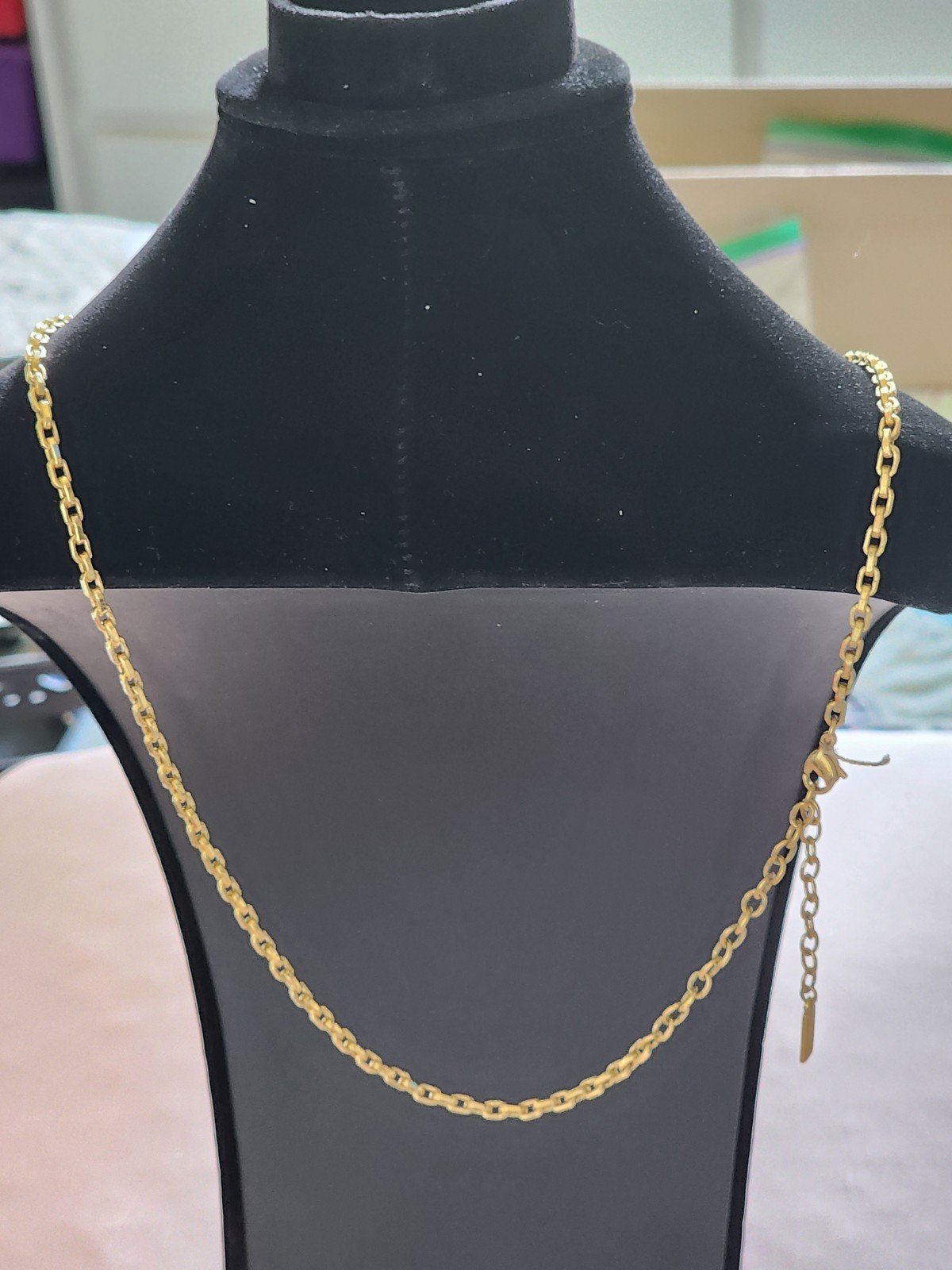 Napier Gold Tone Metal Cable Chain Necklace with Geometric Charm Pendant, 18″