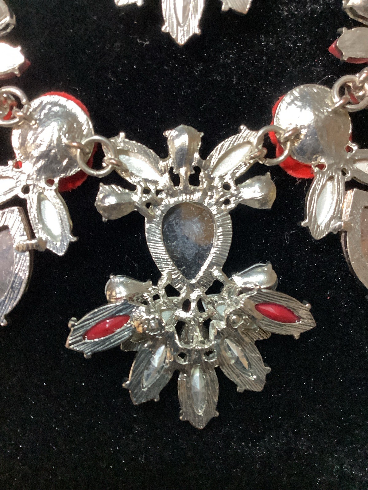 Red Velvet Roses and Gems Fashion Necklace Prom Wedding Formal casual party