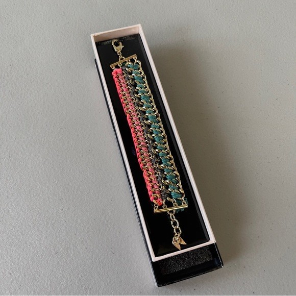 Victoria’s Secret Gold Multi Strand Braided Fabric Chain Bracelet Angel Wing NEW