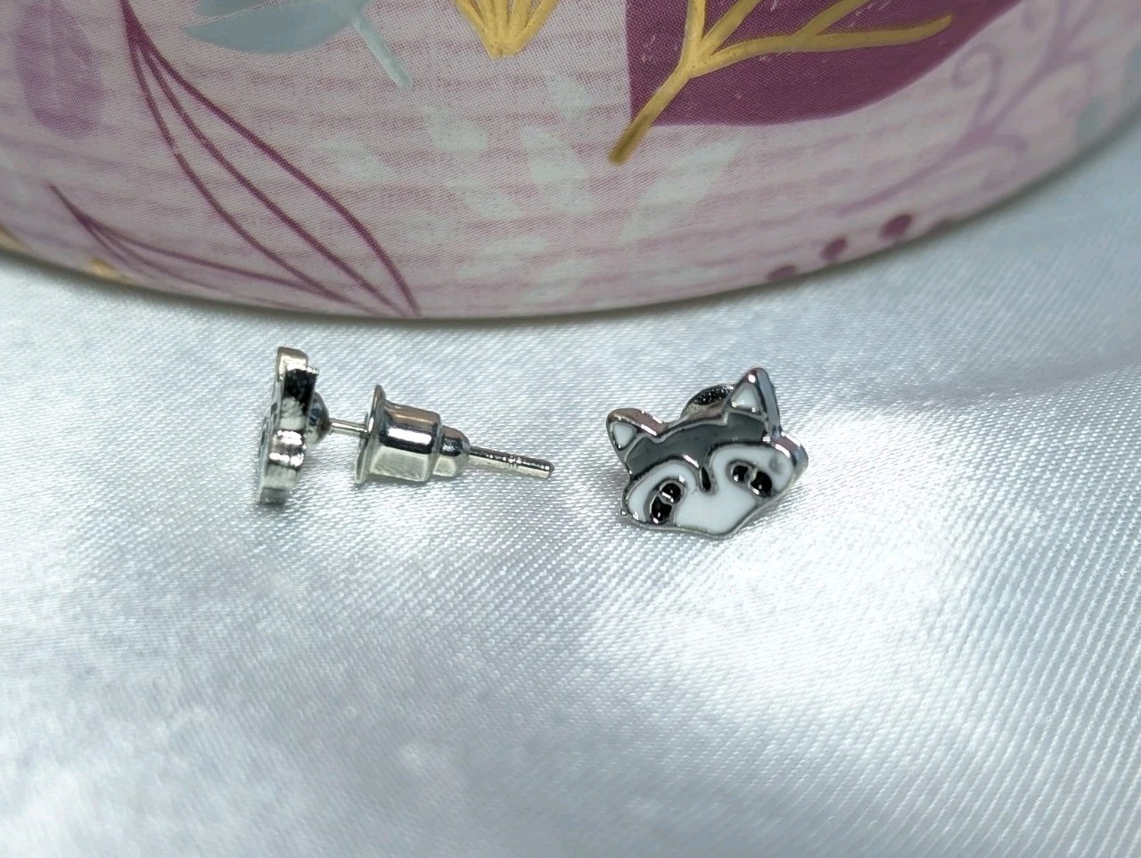 NEW Earrings White Gray Raccoon 🦝Sterling Silver Studs Painted Fashion Earrings