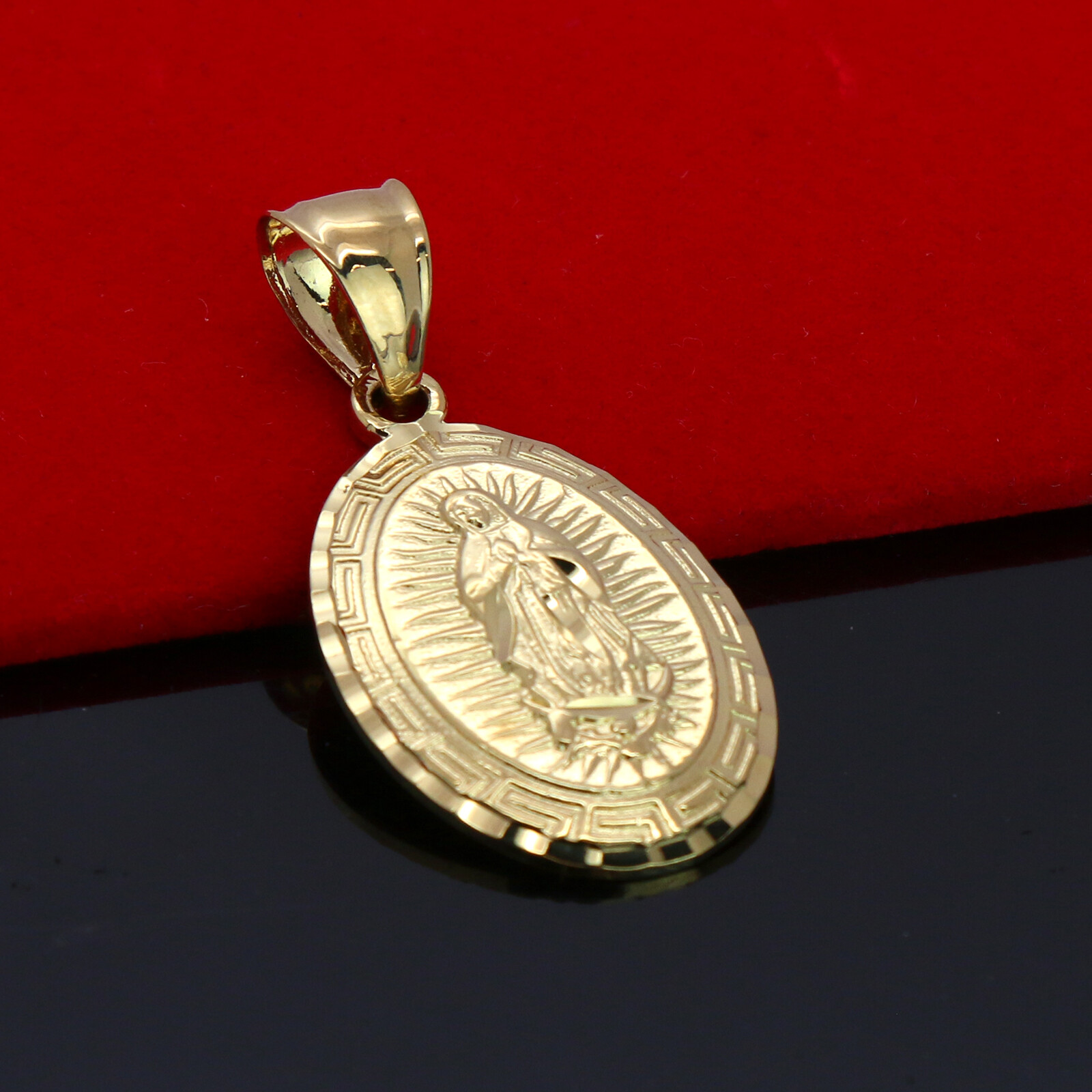 Our lady of Guadalupe 14k Gold Plated Brass Pendant 18″ Figaro Choker Chain